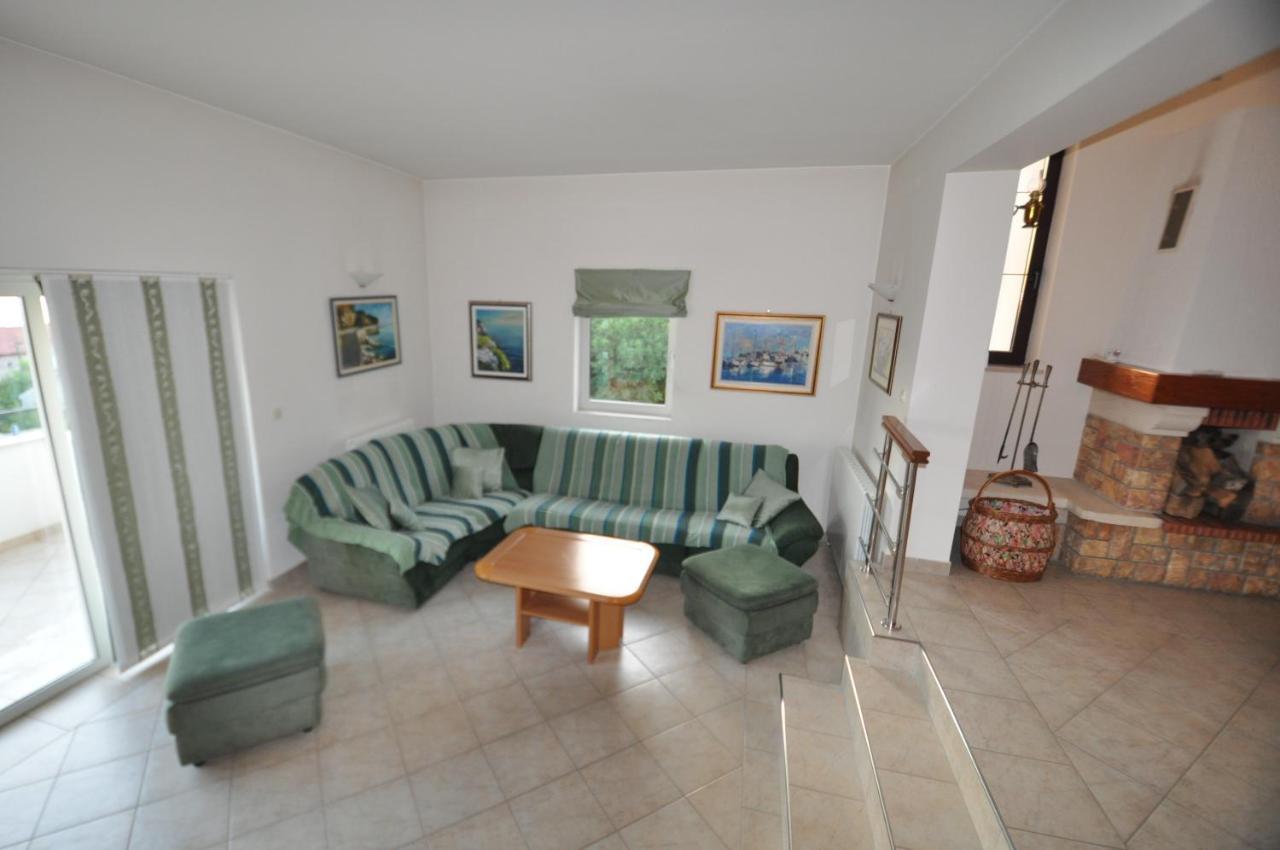 Lux Apartman Leo Apartment Kostrena Exterior photo